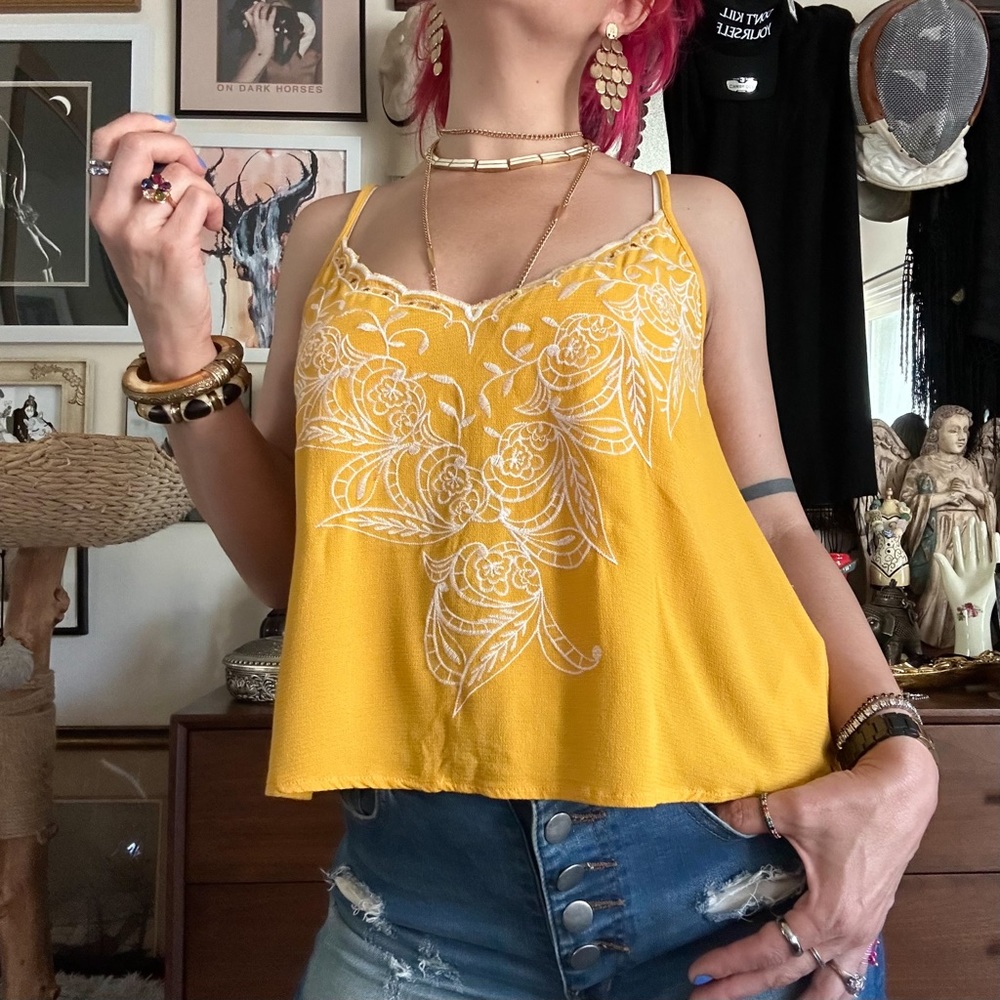 forever 21 💯 rayon bright yellow embroidered crop tank / size small